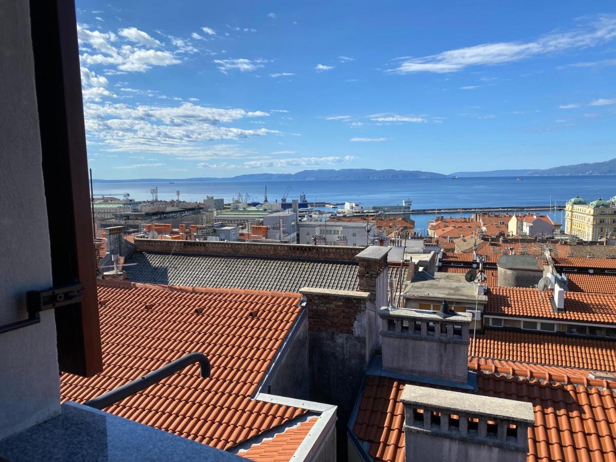Penthouse Rijeka Centar Apartment Екстериор снимка